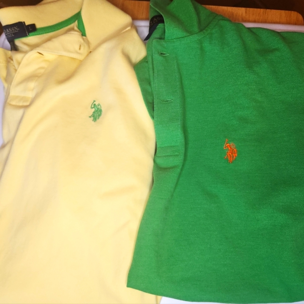 2 U.S. Polo Association large short sleeved polo shirts yellow and green